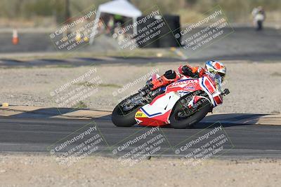 media/Nov-02-2025-CVMA (Sun) [[337aff29ab]]/Race 17-Amateur Supersport Middleweight/